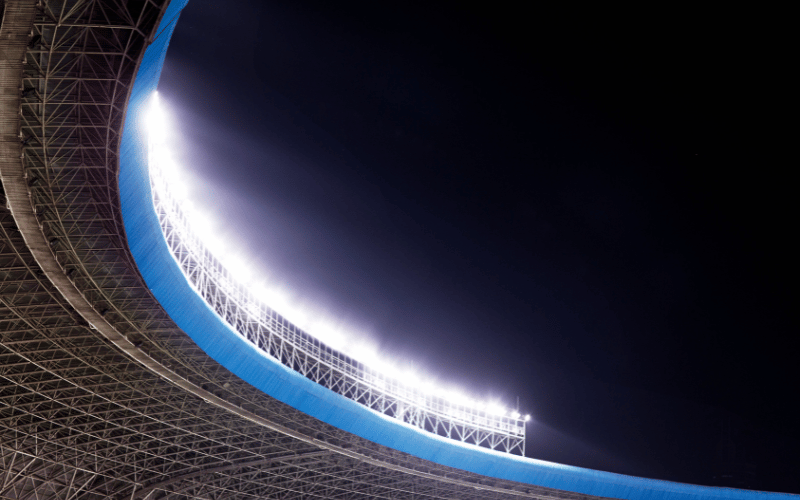 Spotlight vs. Floodlight