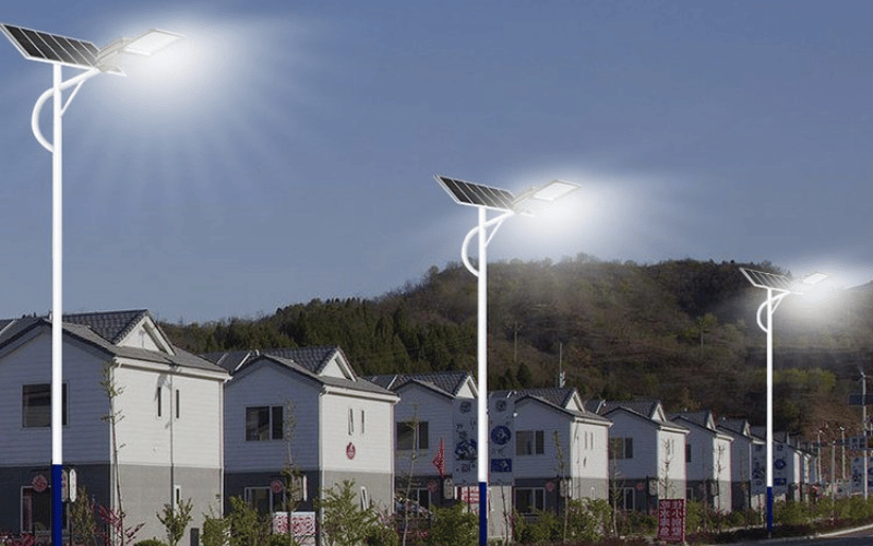 Do Solar Lights Work in Cloudy Weather?