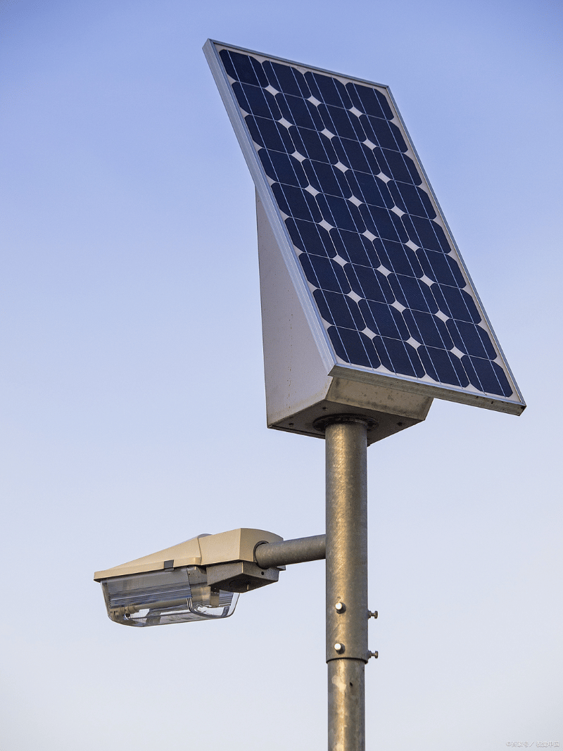Factors Affecting the Charging Efficiency of Solar Lights