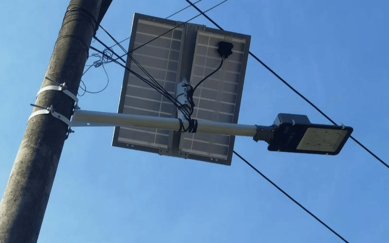 How Solar Lights Work in Cloudy Weather