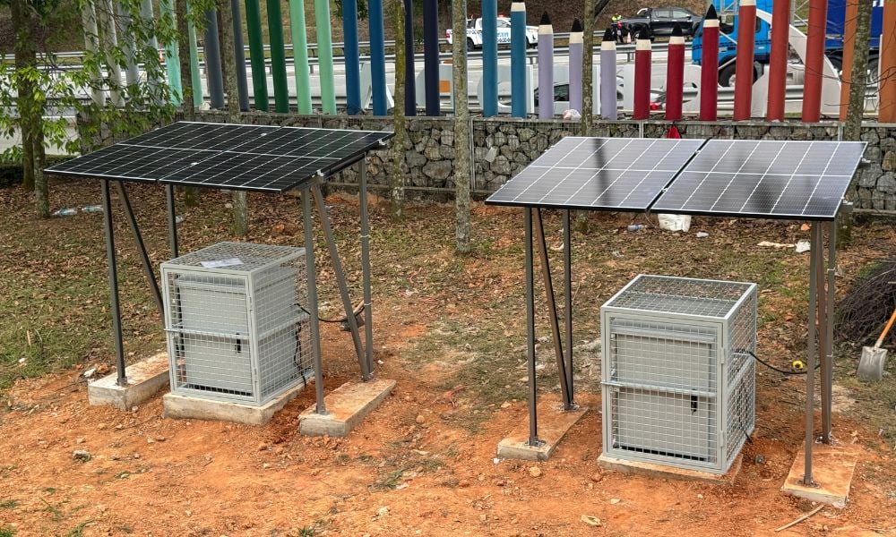 Malaysia Solar Billboard Power System Case for 220V LED Modules (2)